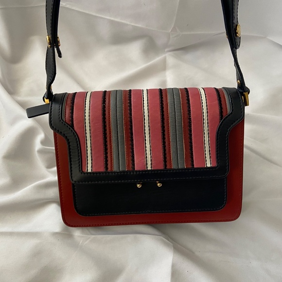 MARNI - Medium Multicolor Trunk Bag - Picture 4 of 11